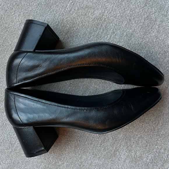 Steve Madden Genuine Leather Block Heels - Picture 6 of 8